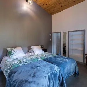Bed & Breakfast Chambre D'hote De La Petite Toscane D'auvergne, Isserteaux